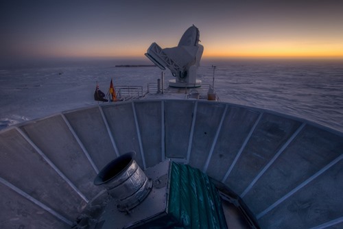 Dalekohled BICEP2 v Antarktidě