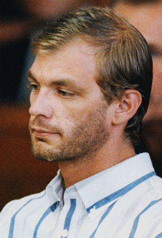 Jeffrey Lionel Dahmer - patnáctinásobný vrah a kanibal 