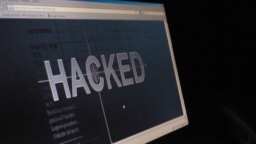 Americká vláda si platí hackery z Ruska