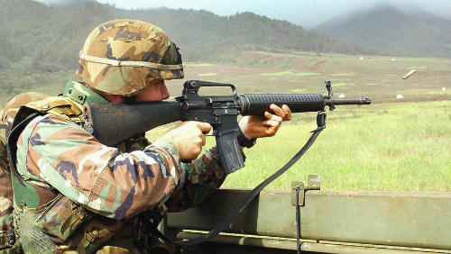 M16 – běžná výzbroj mexické domobrany?